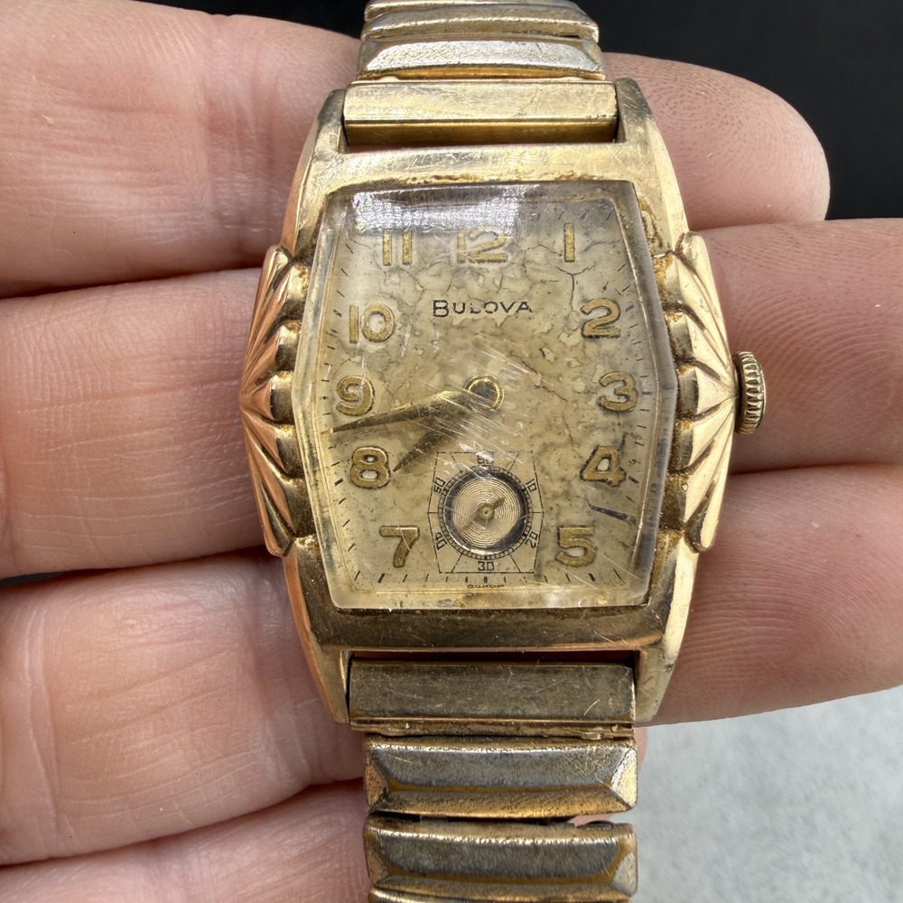 Vintage Bulova Watch Gold Tone Expandable AS IS READ
